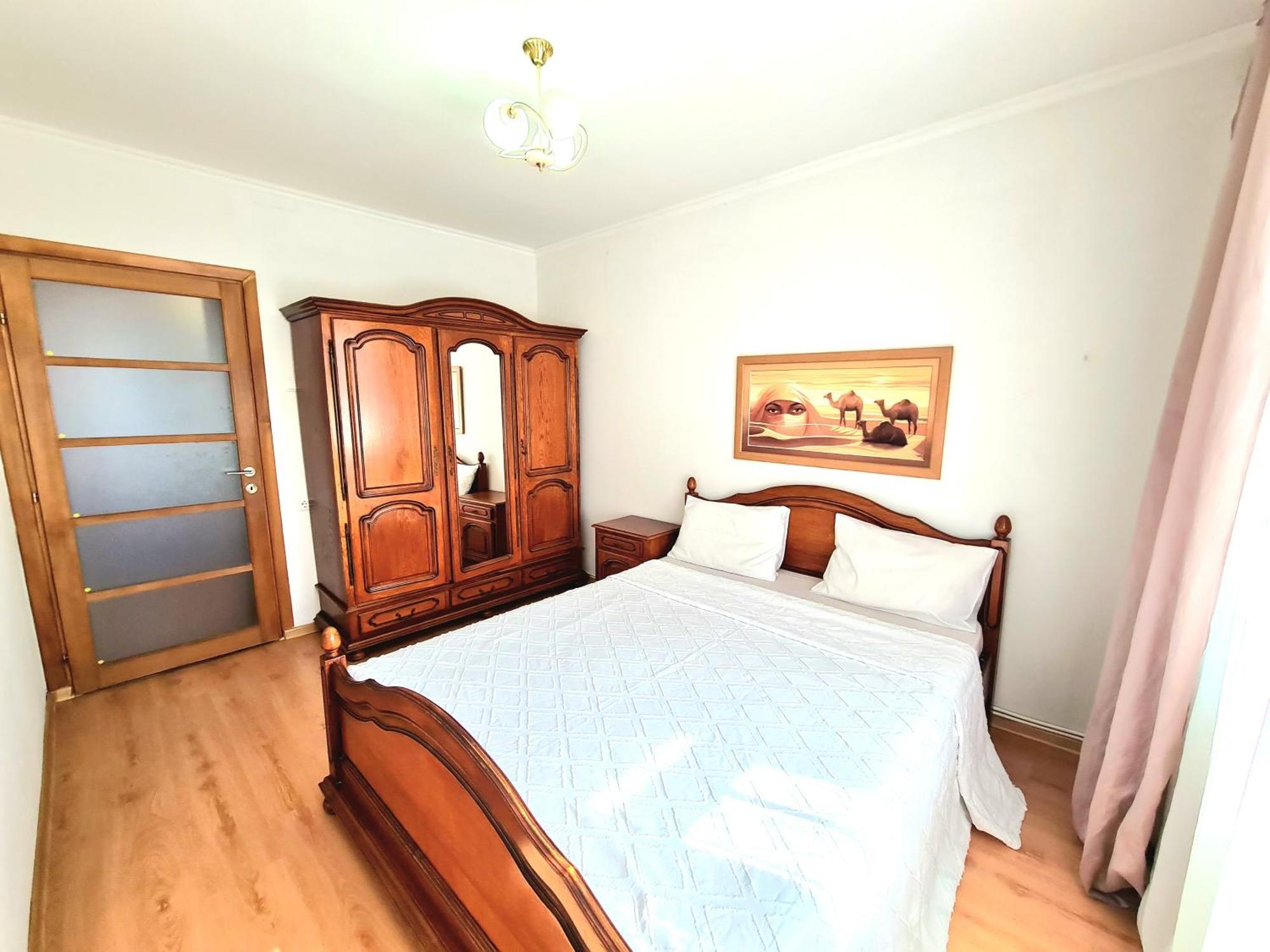 Apartament 2 Bedrooms, Botanica 키시나우 외부 사진